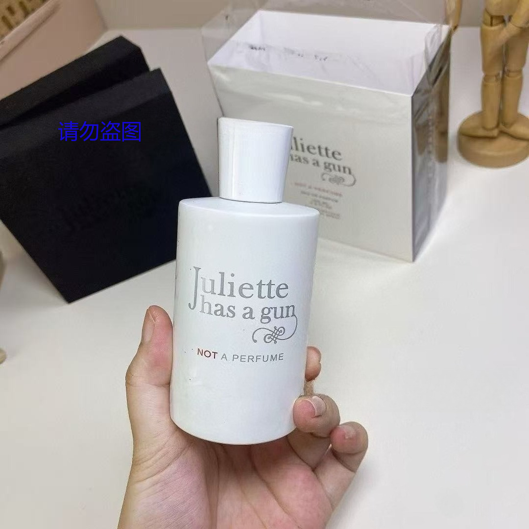 Top Luxury 100ml Eau De Parfum - مراجعة Perfume Floral Fragrance وسعره