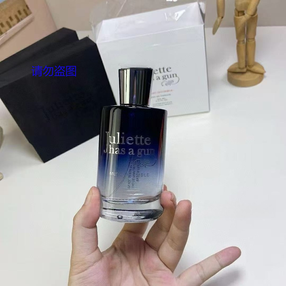 Top Luxury 100ml Eau De Parfum - مراجعة Perfume Floral Fragrance وسعره